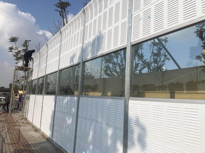 小区隔音声屏障-广州世腾