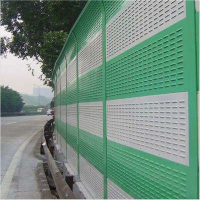 金属声屏障 高速公路、高架桥及小区的经济耐用解决方案